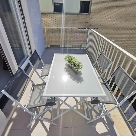Appartement Acogedor A 400m De La Playa En Llanca, Con Terraza Y Bano Hidromasaje - Es-89-135 Llançà